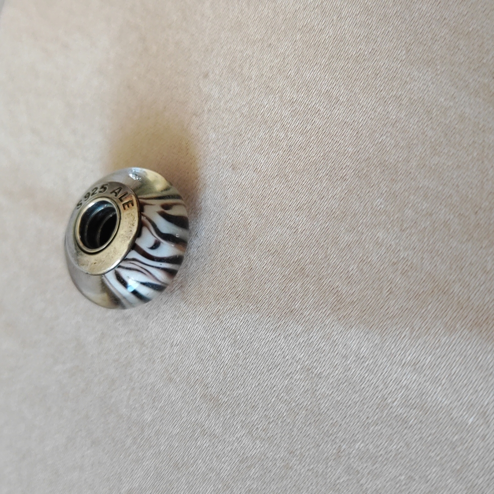 Authentic Pandora Zebra Striped Charm - Picture 4 of 5
